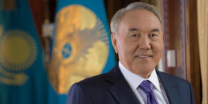 Елбасы поздравил с Днём единства народа Казахстана