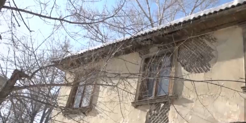Стены рушатся на глазах: в Павлодаре почти 400 семей живут в ветхих домах