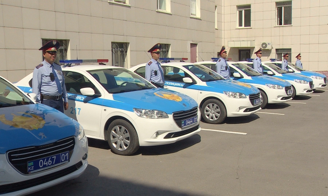 Столичные полицейские будут оформлять штрафы с помощью планшетов