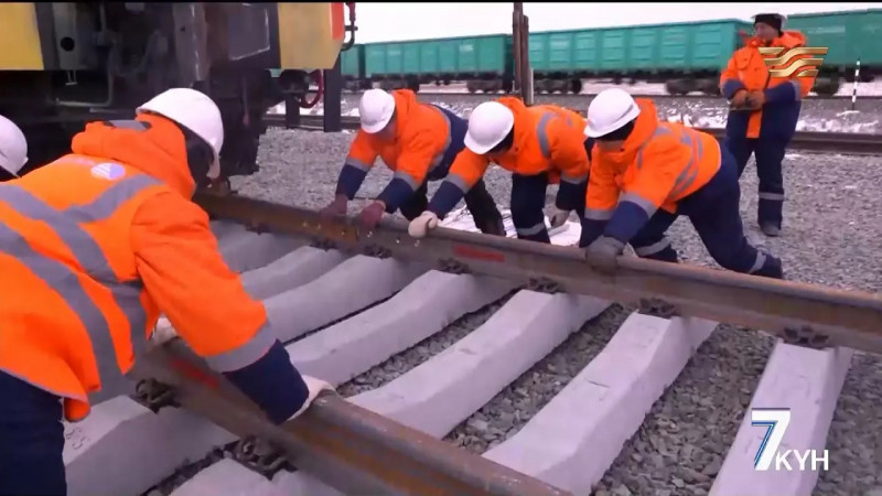 В Казахстане планируется построить более 1300 км железных дорог