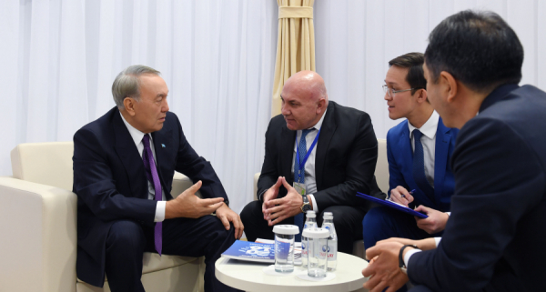 Н.Назарбаев «Yildirim Holding» компаниясының басқарма төрағасы Юксел Йылдырыммен кездесті