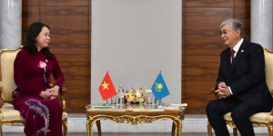 Мемлекет басшысы Вьетнамның вице-президенті Во Тхи Ань Суанмен кездесті