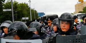 4 тысячи жителей Нур-Султана и Алматы задержали во время митингов
