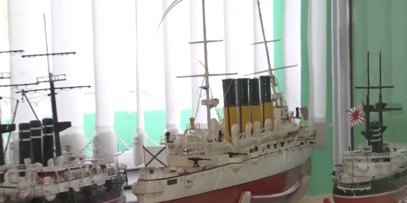 Копии военных кораблей в миниатюре создает житель Петропавловска