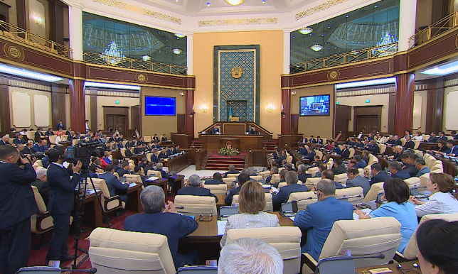 Парламент утвердил отчеты Правительства и Счетного комитета по бюджету 2016 года