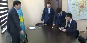 В Казахстане намерены закрепить право за Президентом увольнять госслужащих в связи с утратой доверия