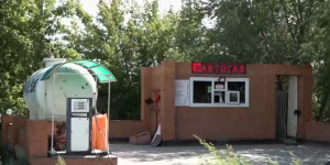 Автозаправочная станция на трассе Павлодара является опасной для жизни