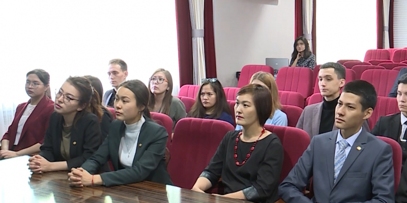 Работой антикоррупционщиков заинтересовались студенты Актюбинской области