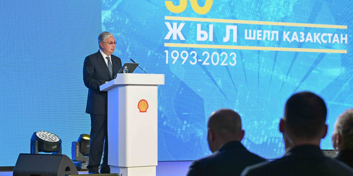 Глава государства принял участие в мероприятии в честь 30-летия деятельности концерна «Шелл»