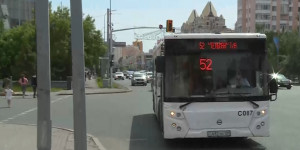 Половина пассажиров столичных автобусов не оплачивают за проезд