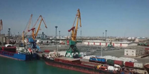 Морской торговый порт Актау снова приобрел международный статус