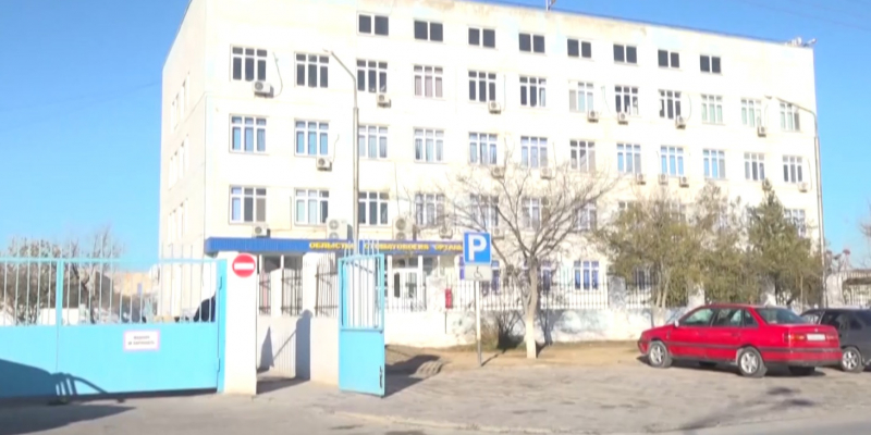 За жестокое обращение с пациентом уволили врача в Актау