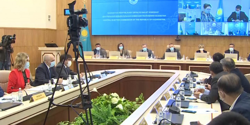К парламентским выборам в Казахстане допущены 6 партий