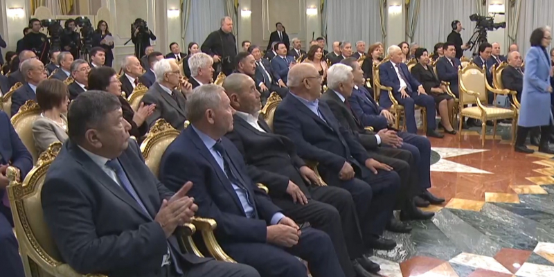 Высокие награды вручил Государственный секретарь К.Кушербаев