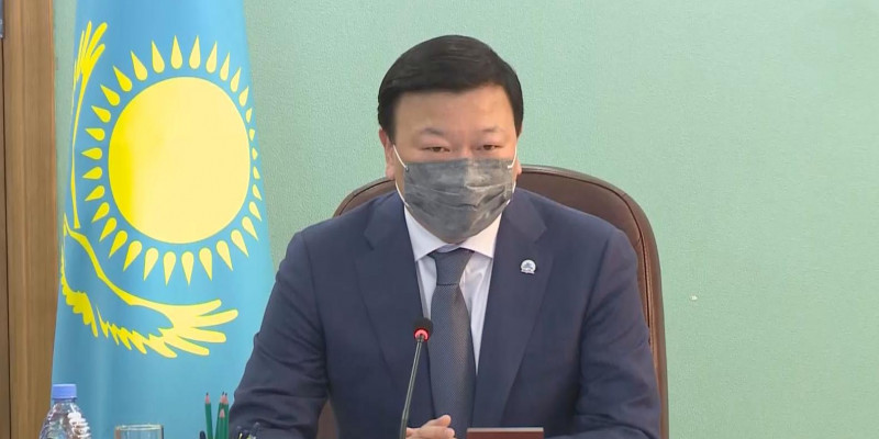 Проблемы в системе здравоохранения обсудили казахстанские врачи на встрече с министром А.Цоем