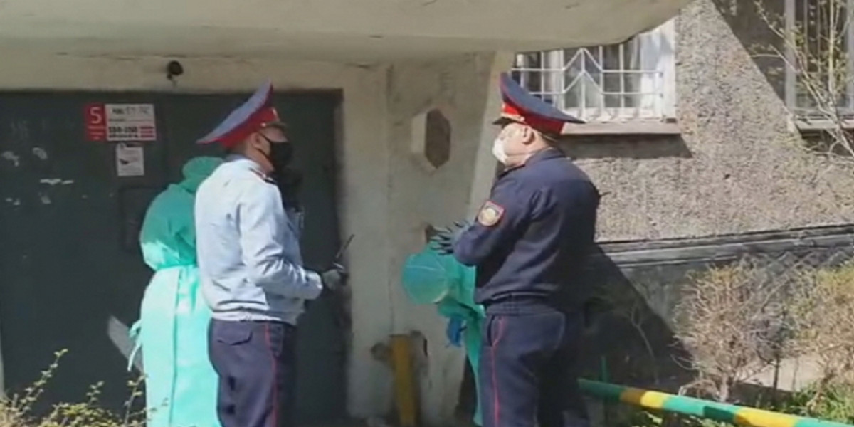 В Павлодаре закрыли на карантин 2 жилых дома