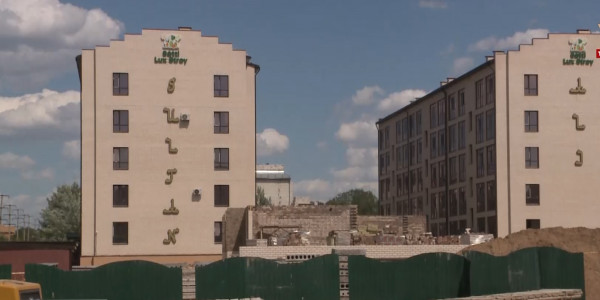 Қарағандыда заңсыз салынып жатқан көпқабатты үй сүрілуі мүмкін