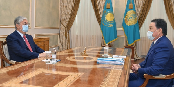 Мемлекет басшысы Премьер-Министр Асқар Маминді қабылдады