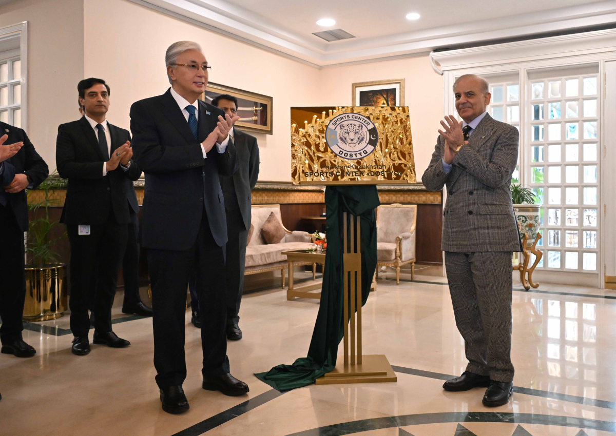 Президент Казахстана и Премьер-министр Пакистана приняли участие в церемонии открытия культурных центров и спортивного центра «Достық»