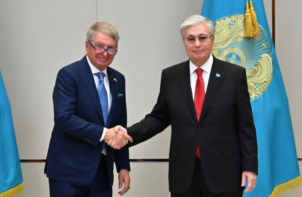 Қ. Тоқаев Polpharma компаниясы бақылаушылар кеңесінің төрағасымен кездесті