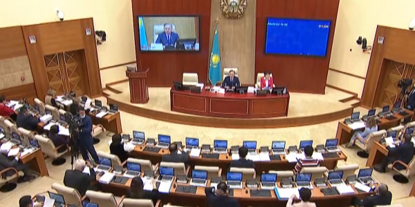 Мәжіліс &laquo;Парламенттік оппозиция&raquo; туралы заң жобасын мақұлдады