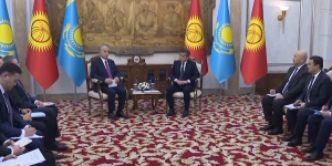 К. Токаев с государственным визитом посетил Кыргызстан