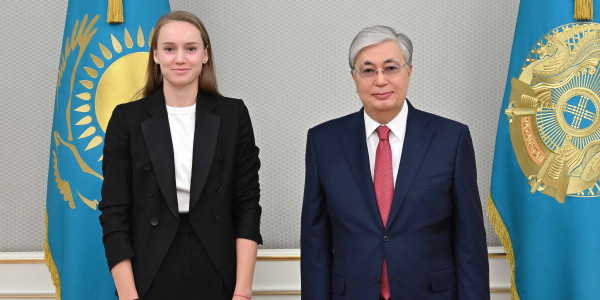 Глава государства принял теннисистку Елену Рыбакину