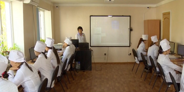 Нехватка эпидемиологов в РК обусловлена низкими зарплатами