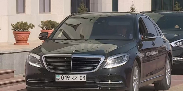 15 млрд тенге потратили чиновники на покупку служебных авто