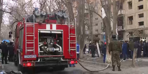 Казахстанским спасателям начнут доплачивать за работу с рисками получения вреда здоровью