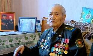 Участник боев на Курской дуге, танкист Сейткасым Боранкулов принял поздравления от Агентства &laquo;Хабар&raquo;