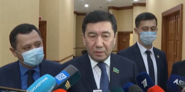 Председатель Мажилиса Е. Кошанов о партии &laquo;Amanat&raquo;