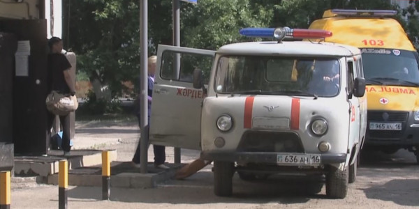 Өскемендік дәрігерлер берілген өтемақыға байланысты шағымдануда