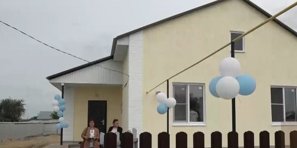 Шесть семей из поселка Акбулак отметили новоселье