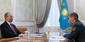 Токаев принял министра обороны