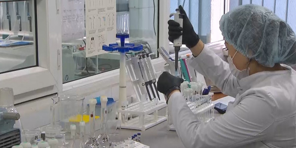 COVID-19: тағы бір отандық вакцина клиникаға дейінгі зерттеулерден өтті