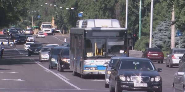 Алматыда маскасыз жүргендерге айыппұл салынады