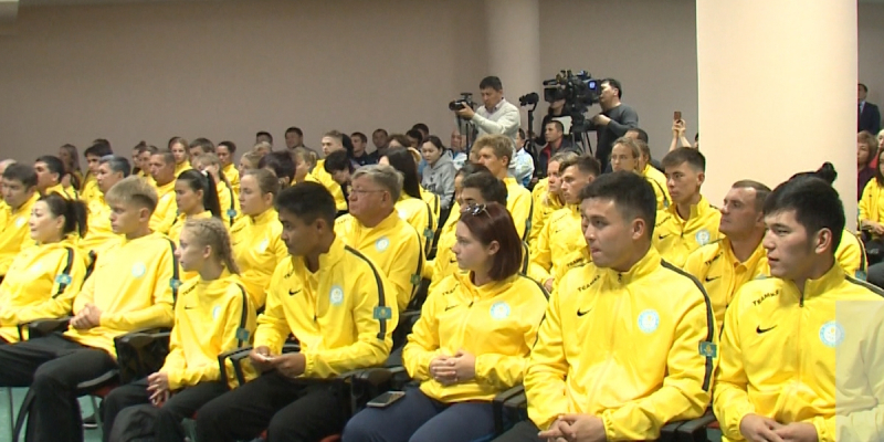 Казахстанскую команду проводили на юношеские Олимпийские игры