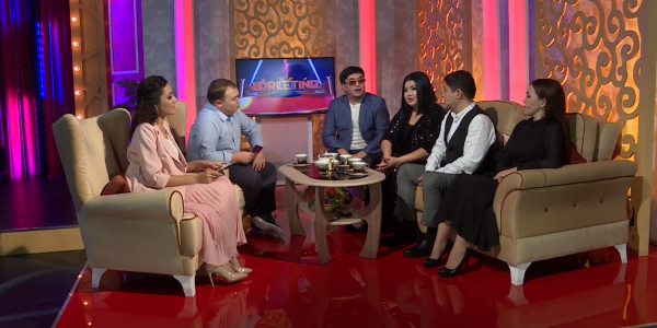 Ерболат Төлегенов, Жұлдызай Дүйсембиева, Серікбол Сайлаубек, Жадыра Сахиева. &laquo;Tόrletińiz&raquo;