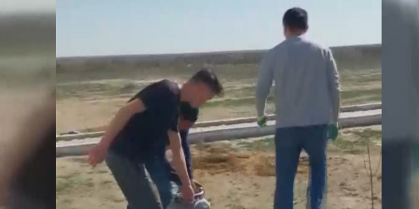 Волонтеры привели в порядок территорию подземной мечети Султан-эпе в Мангистауской области