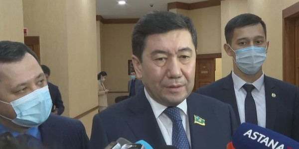 Мәжіліс спикері Ерлан Қошанов қаңтар оқиғасына қатысты көптеген сауалға жауап берді