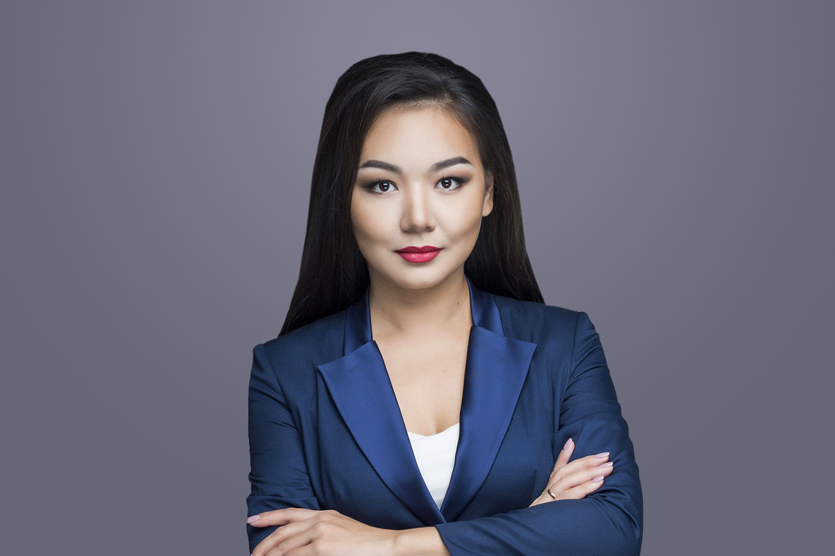 Мөлдір фотодағы май Мөлдір фотодағы май