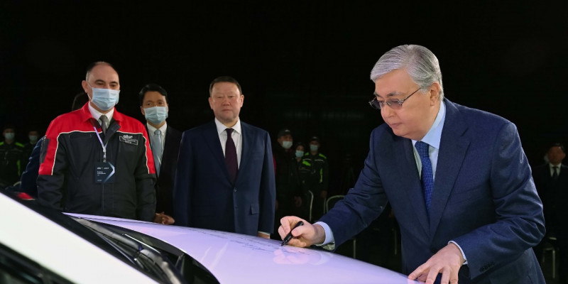 Мемлекет басшысы Қостанайда Kia автомобильдерінің шағын тораптық өндірісін (CKD) іске қосты