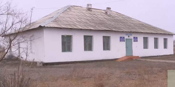 Ауыл жұрты мектептің жабылуына қарсы