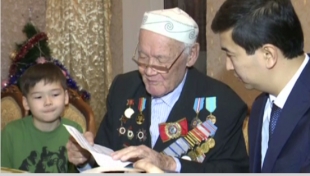 Майдангер Бағыт Қуанышев қарулас достарымен тағы бір мәрте қауышуға құштар