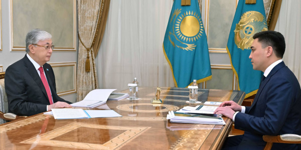 Касым-Жомарт Токаев принял акима Шымкента Габита Сыздыкбекова