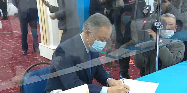 Спикер Мажилиса Н.Нигматулин отдал свой голос на парламентских выборах