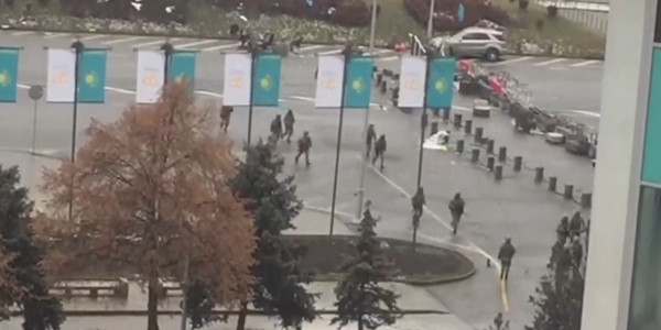 Қасіретті қаңтар кезінде Ұлттық ұланның фельдшерлері жаралы жауынгерлерге көмек көрсетті