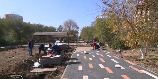 Ақтөбеде 60 жыл бұрын салынған саябақ қайта жаңғыртылды