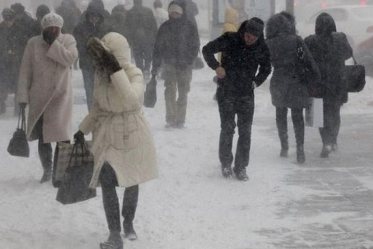 Снег, туман и метели ожидаются на большей части Казахстана